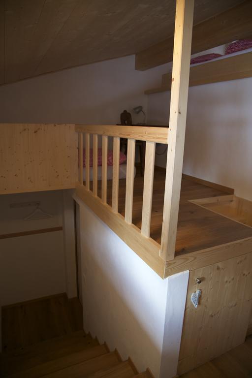 Apartment Turmzimmer Langwies Exteriör bild