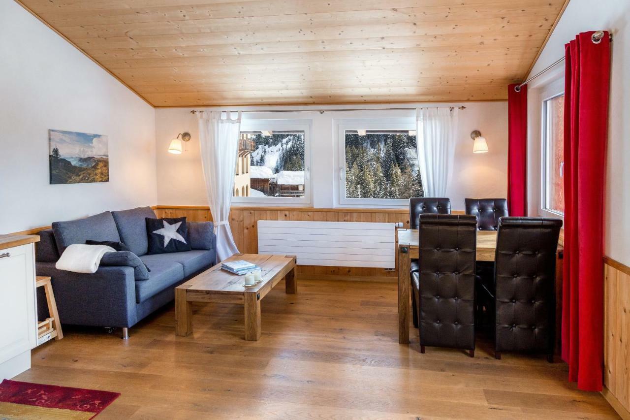 Apartment Turmzimmer Langwies Exteriör bild